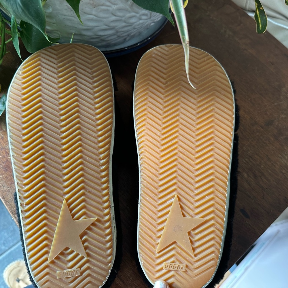 Golden Goose Black Pool Slides - Picture 5 of 7